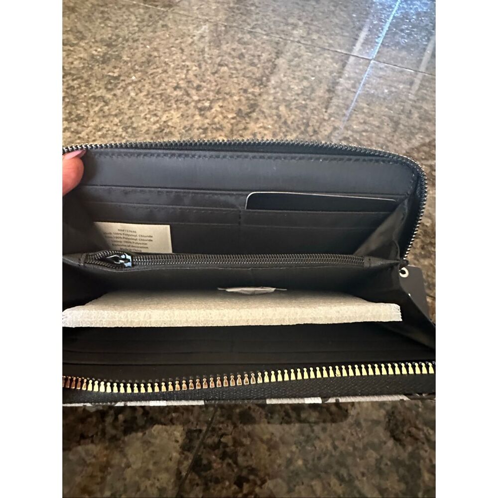NWT Vera wallet - Picture 6 of 7
